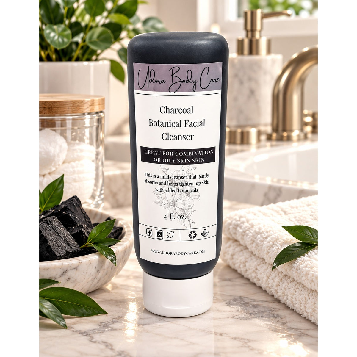 Limpiador facial botánico de carbón 4 oz ~ Cuidado de la piel ~ Haga clic para seleccionar aroma