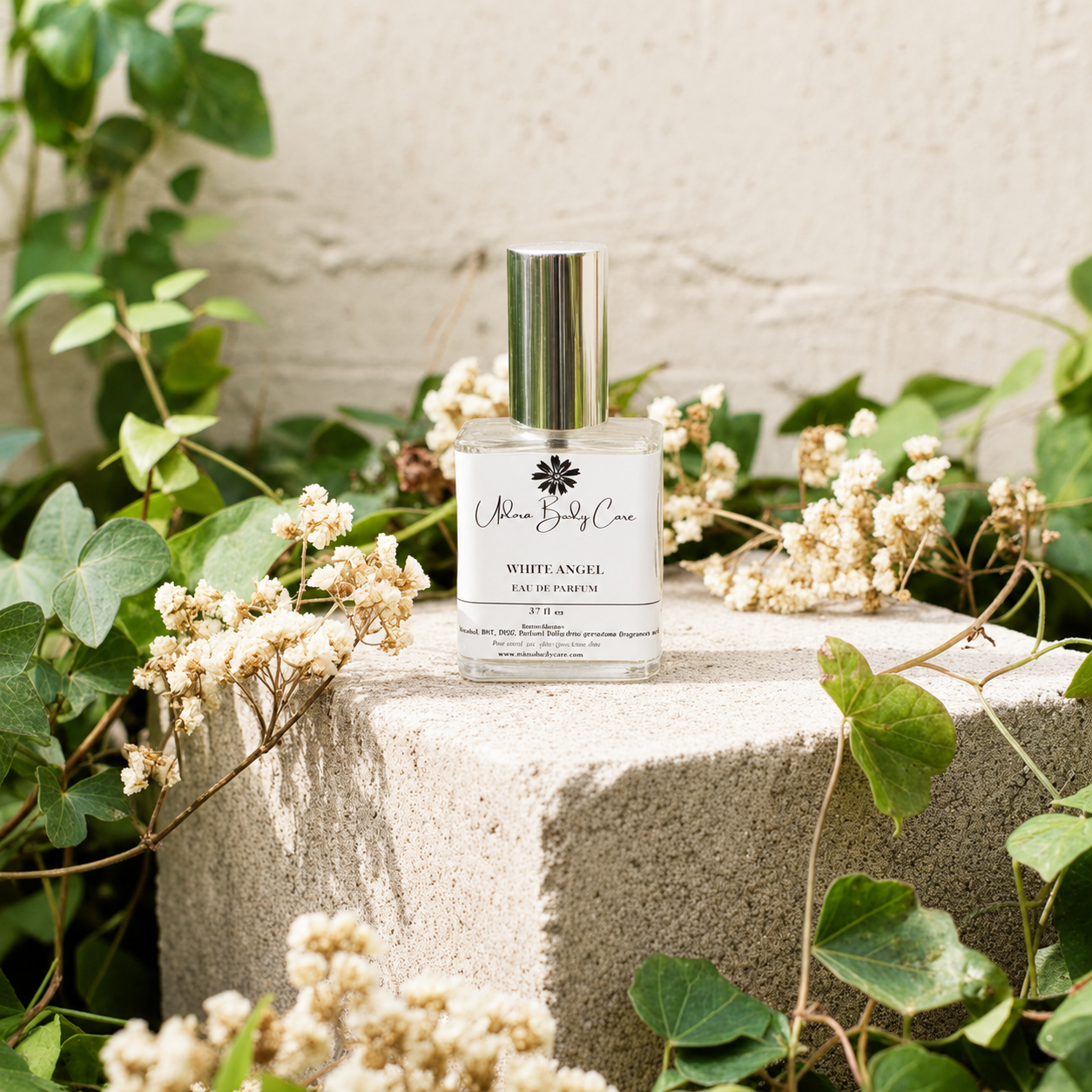 White Angel Eau de Parfum Spray